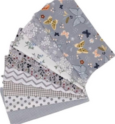CraftsFabrics Lot de 8 tissus en coton gris motif papillons et fleurs, 50 x 40 cm de large, pour patchwork, vêtements, coussins, patchwork